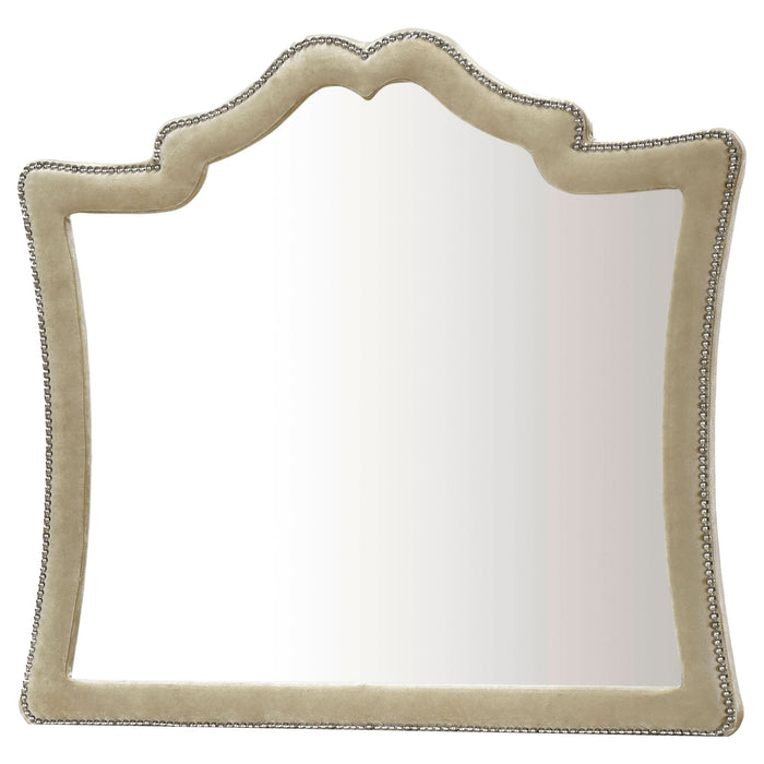 Antonella Bedroom Sets