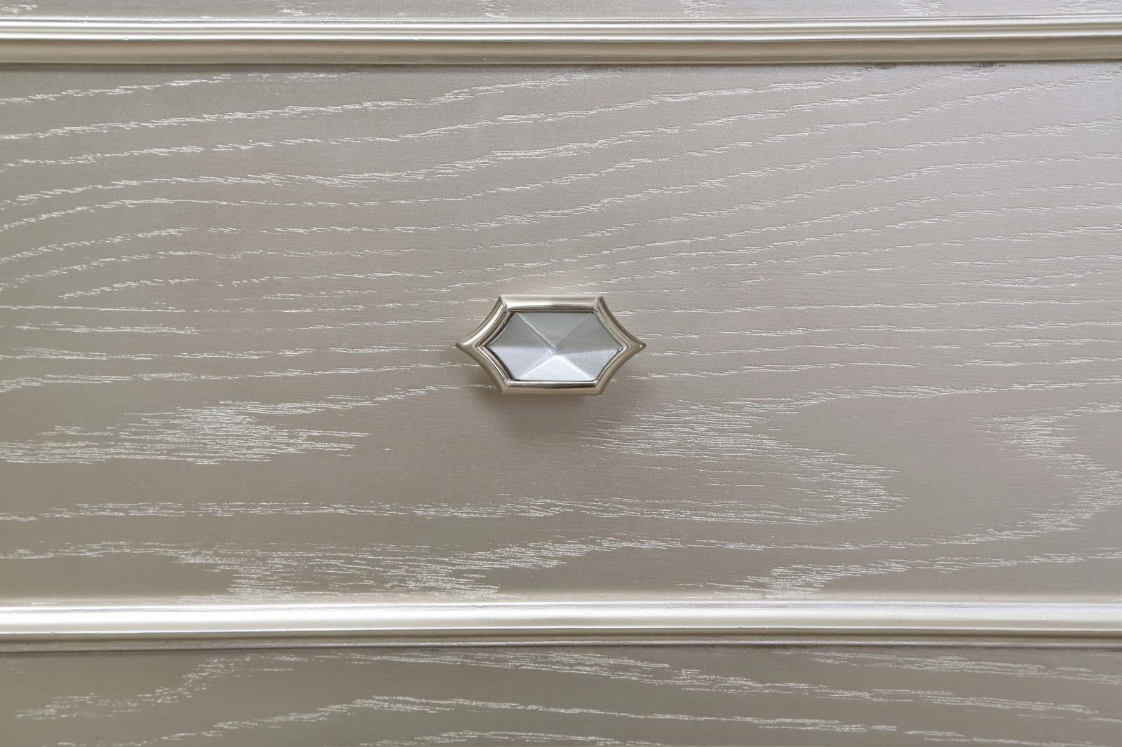Evangeline 9-drawer Dresser Silver Oak - Image 11
