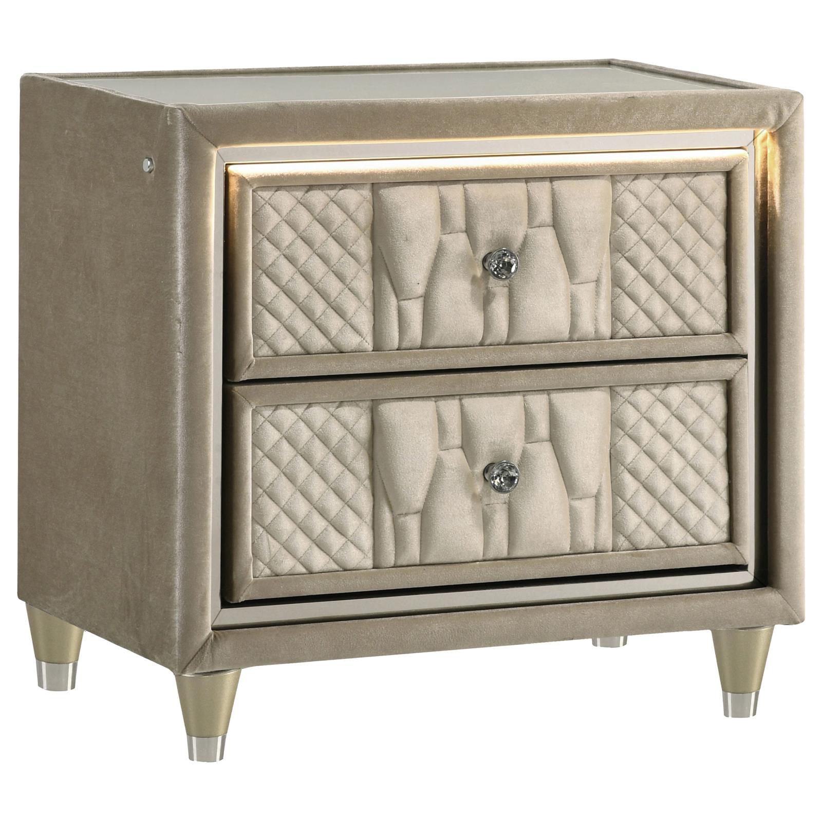 Lorient 4-piece Eastern King Bedroom Set Ivory and Camel - Image 5