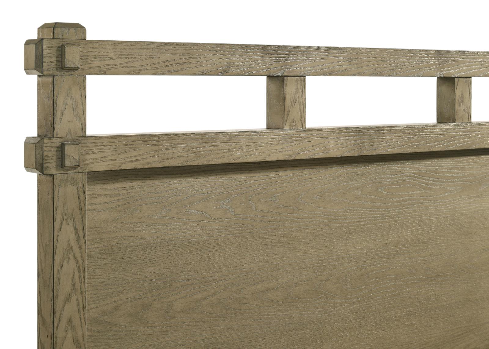 Hazlewood 61-inch Queen Panel Bed Vineyard Oak - Image 7