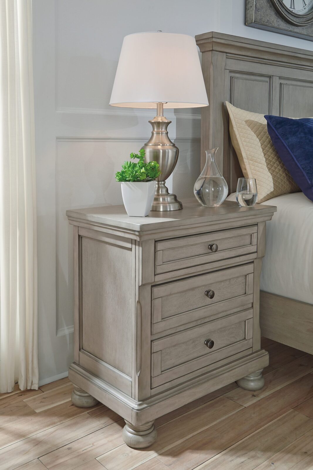 Lettner - Nightstand - Image 2
