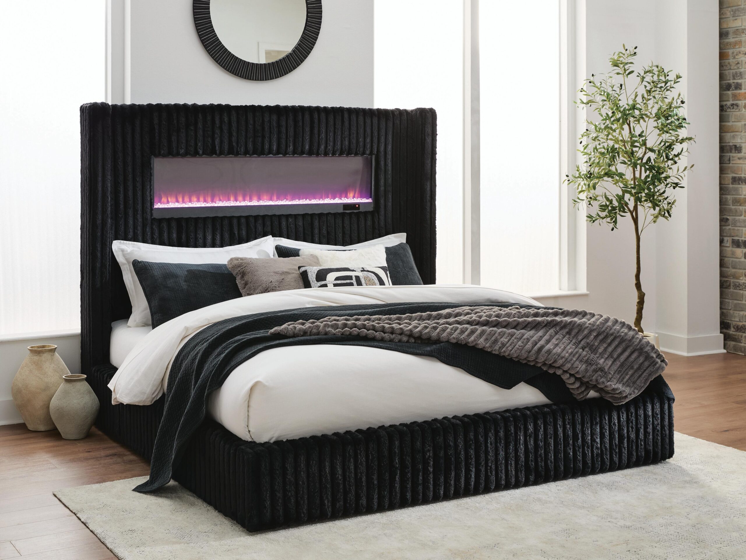 Tayleena - Upholstered Bed With Fireplace And Wireless Audio - Image 6