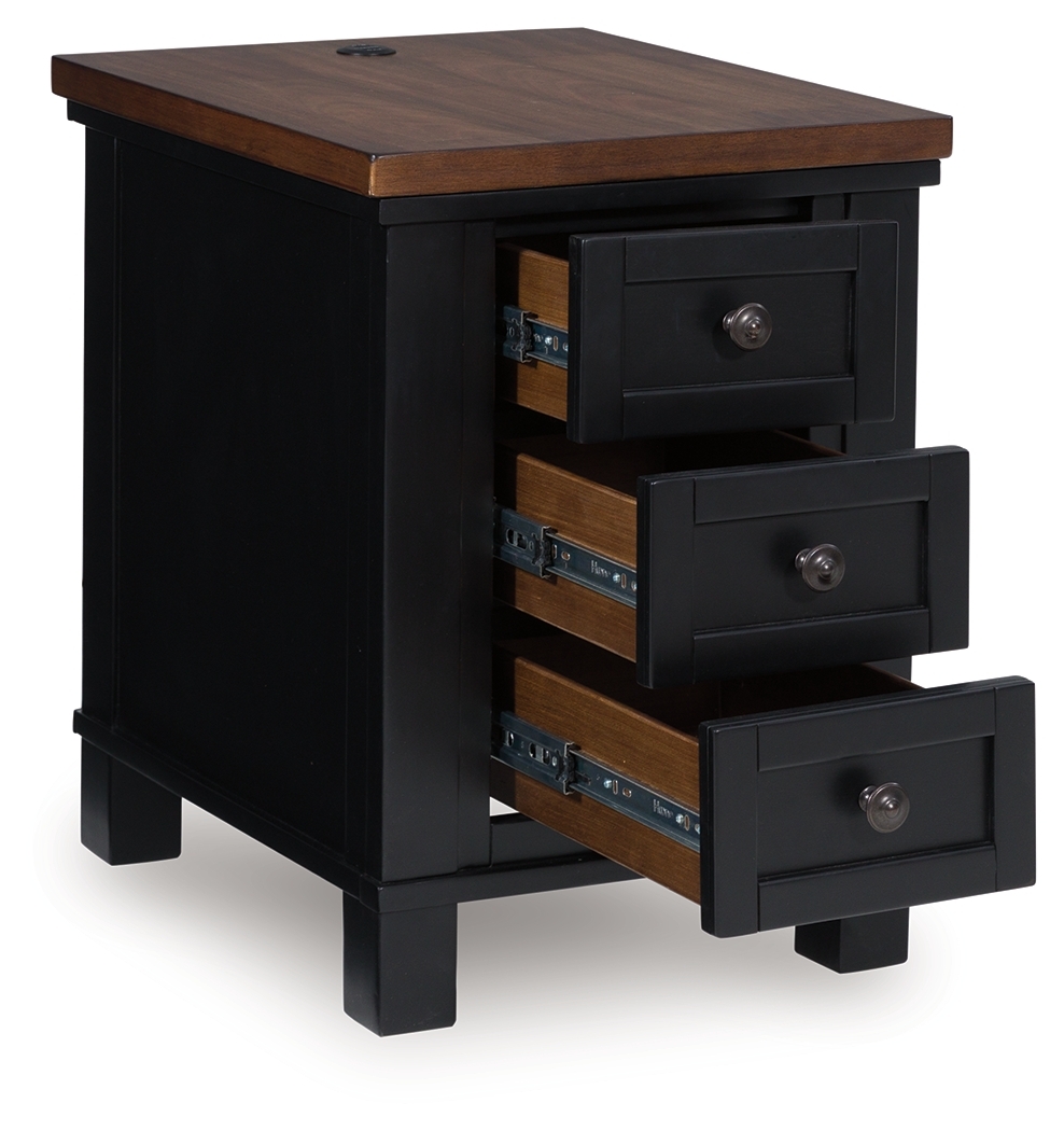 Wildenauer - Chair Side End Table - Brown / Black - Image 3