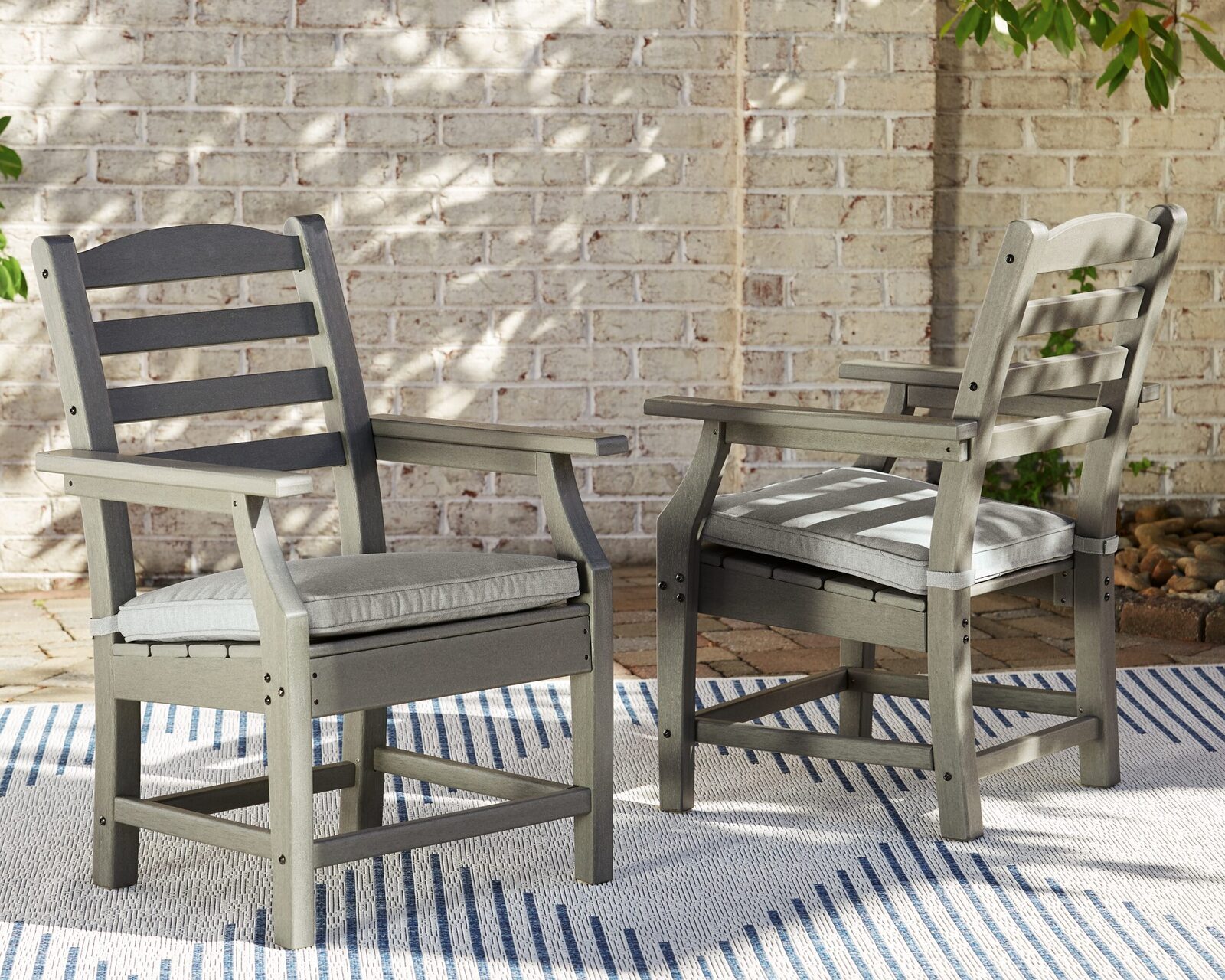 Visola - 7 Pc. - Dining Set with 6 Chairs - Gray - Image 3