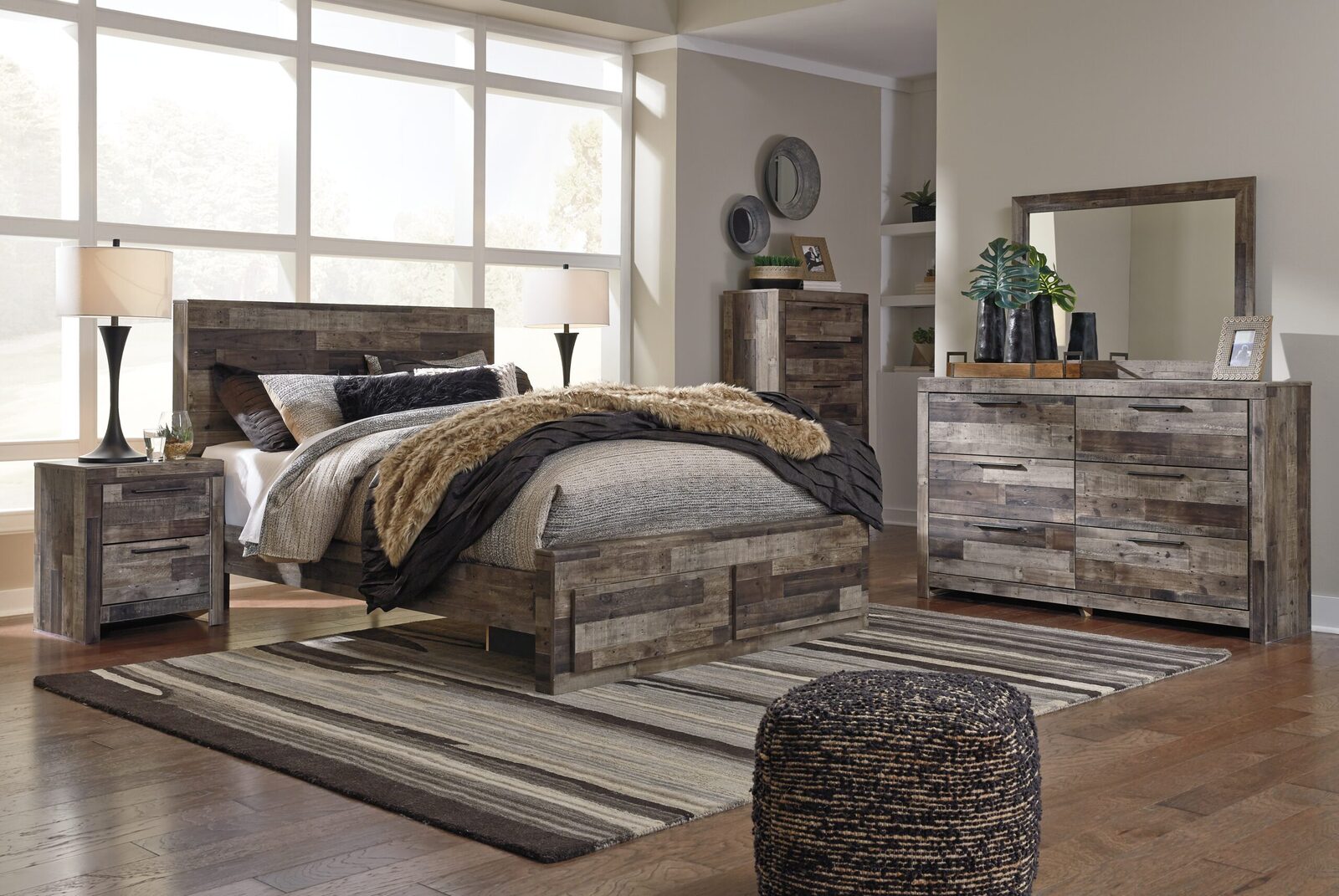 Derekson - Panel Bed - Image 52