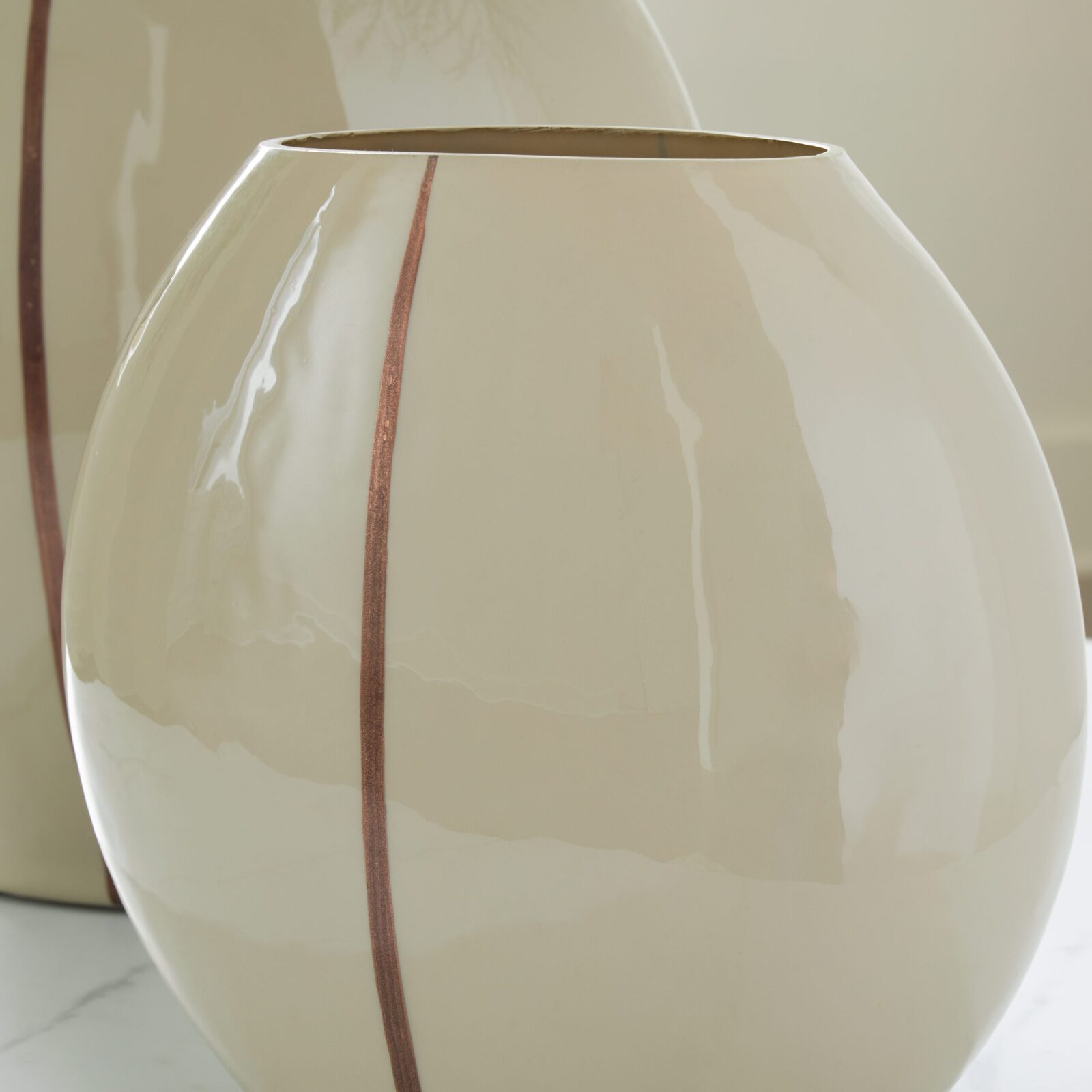 Sheabourne - Vase - Image 9