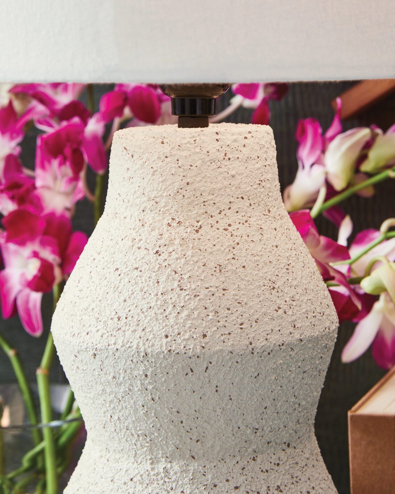 Dawthorne - Paper Table Lamp - Cream - Image 3