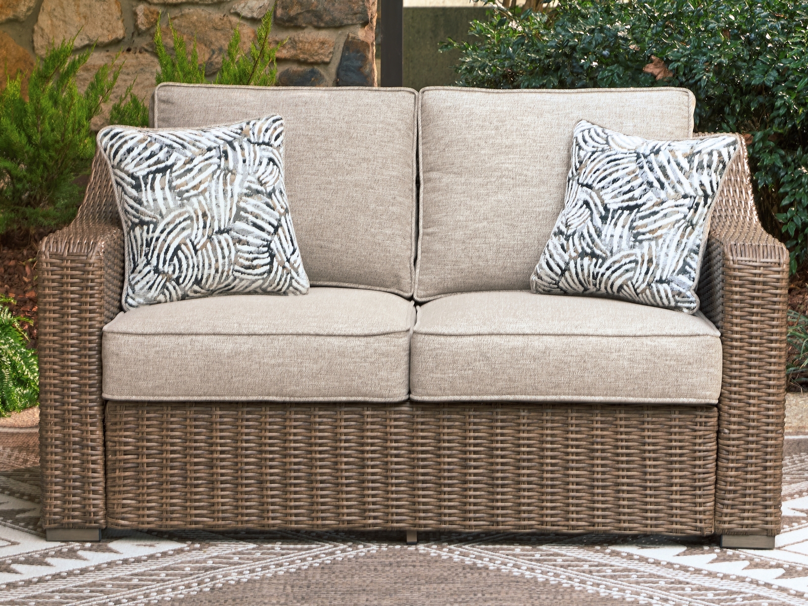 Laguna Heights - Loveseat With Cushion - Beige - Image 2