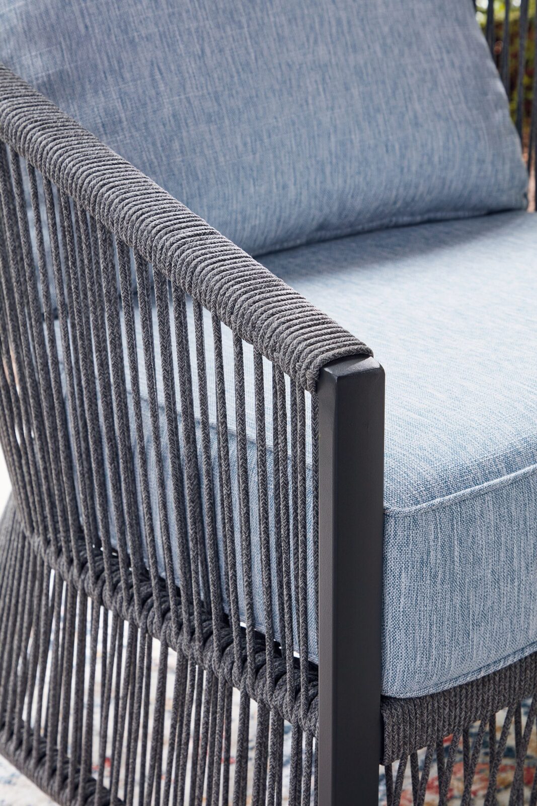 Bridges Beach - Loveseat, Lounge Chairs, Table Set (Set of 4) - Gray - Image 6