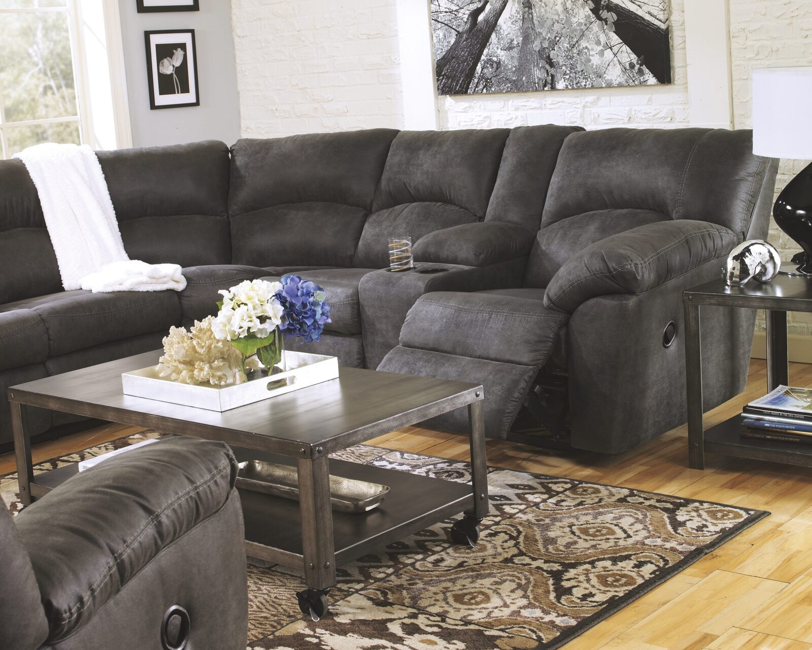 Tambo - Reclining Living Room Set - Image 3