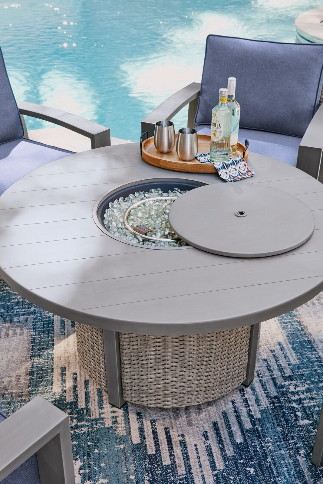 Half Moon Beach - Round Fire Pit Table - Gray - Image 6