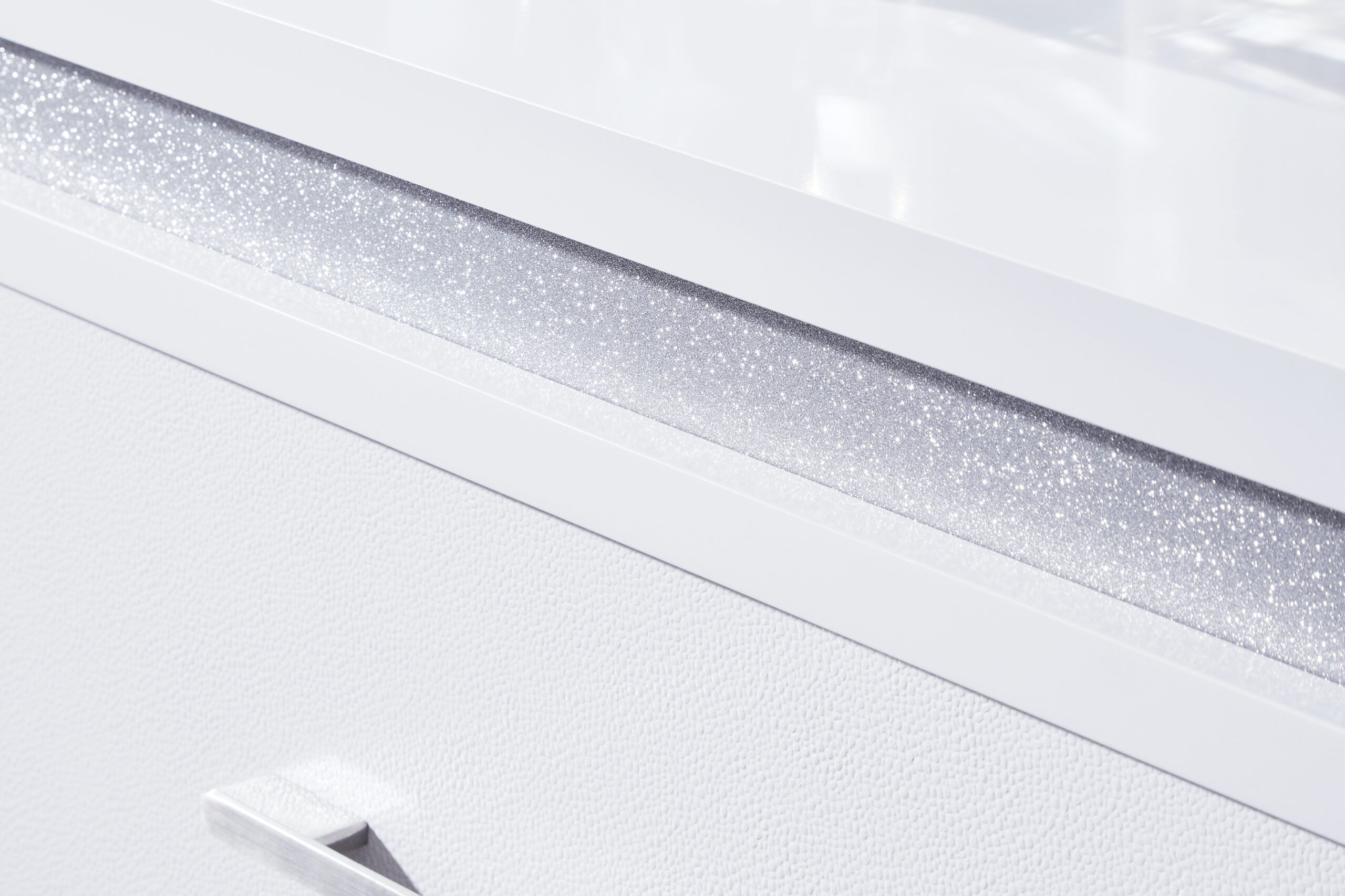 Jarlee - Four Drawer Chest - White - Image 7