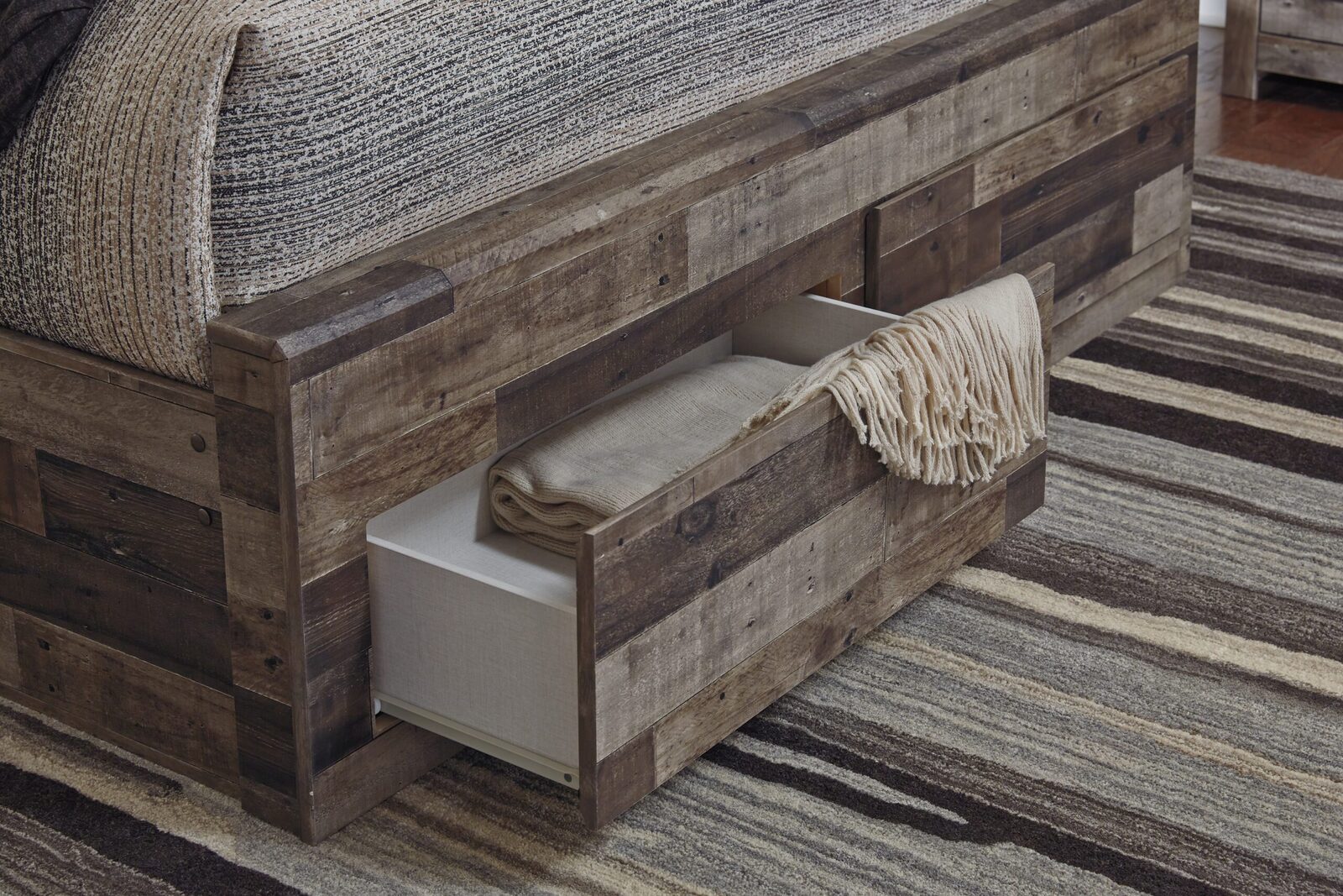 Derekson - Panel Bed - Image 16