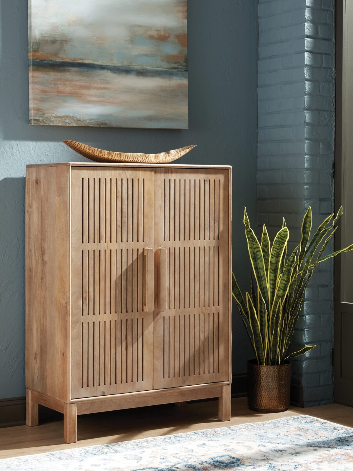 Pellamour - Bar Cabinet - Natural Brown - Image 2