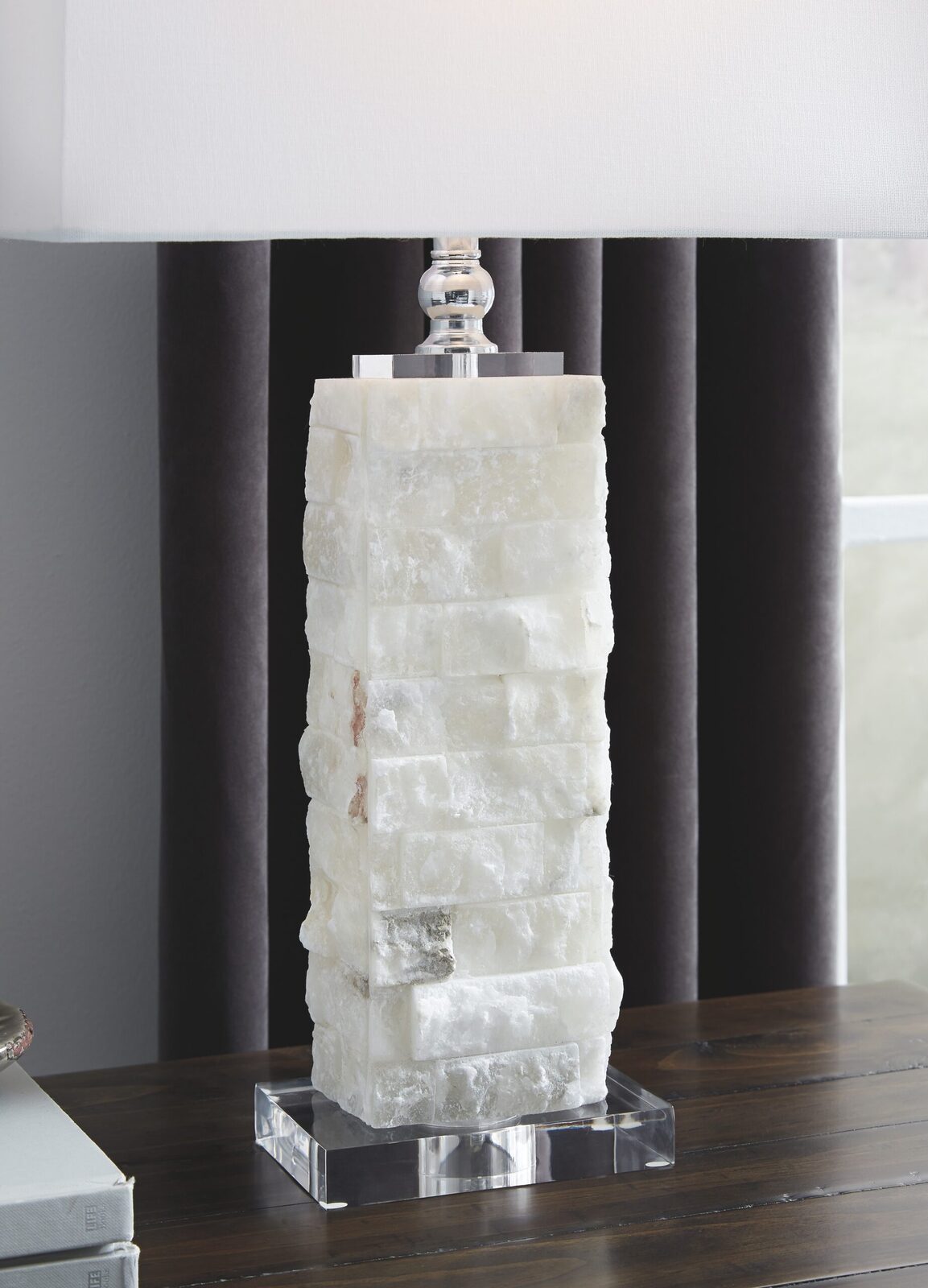 Malise - Alabaster Table Lamp - White - Image 3
