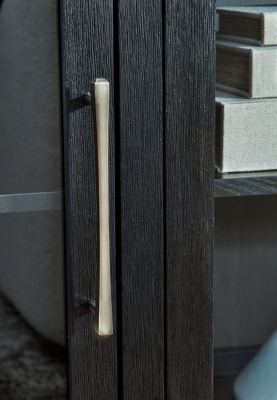 Rowanbeck - Dining Room Server - Black - Image 8