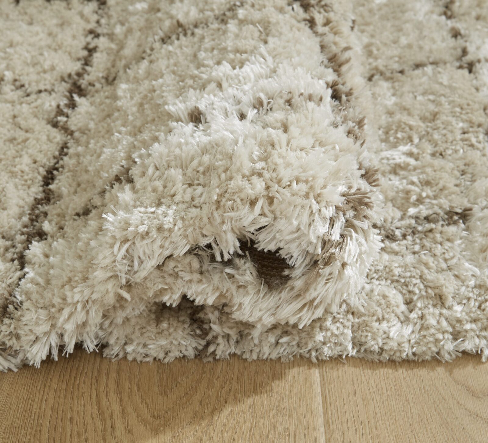Wrenlow - Rug - Image 4