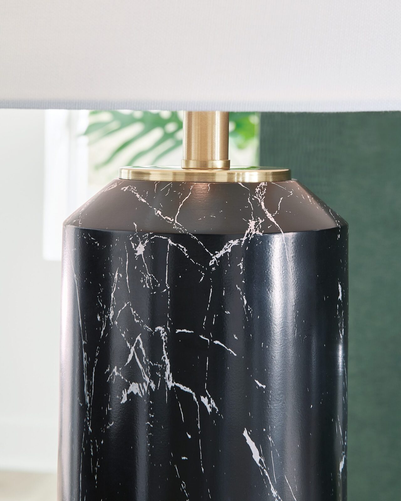 Hanzila - Poly Table Lamp - Black / Gold Finish - Image 3