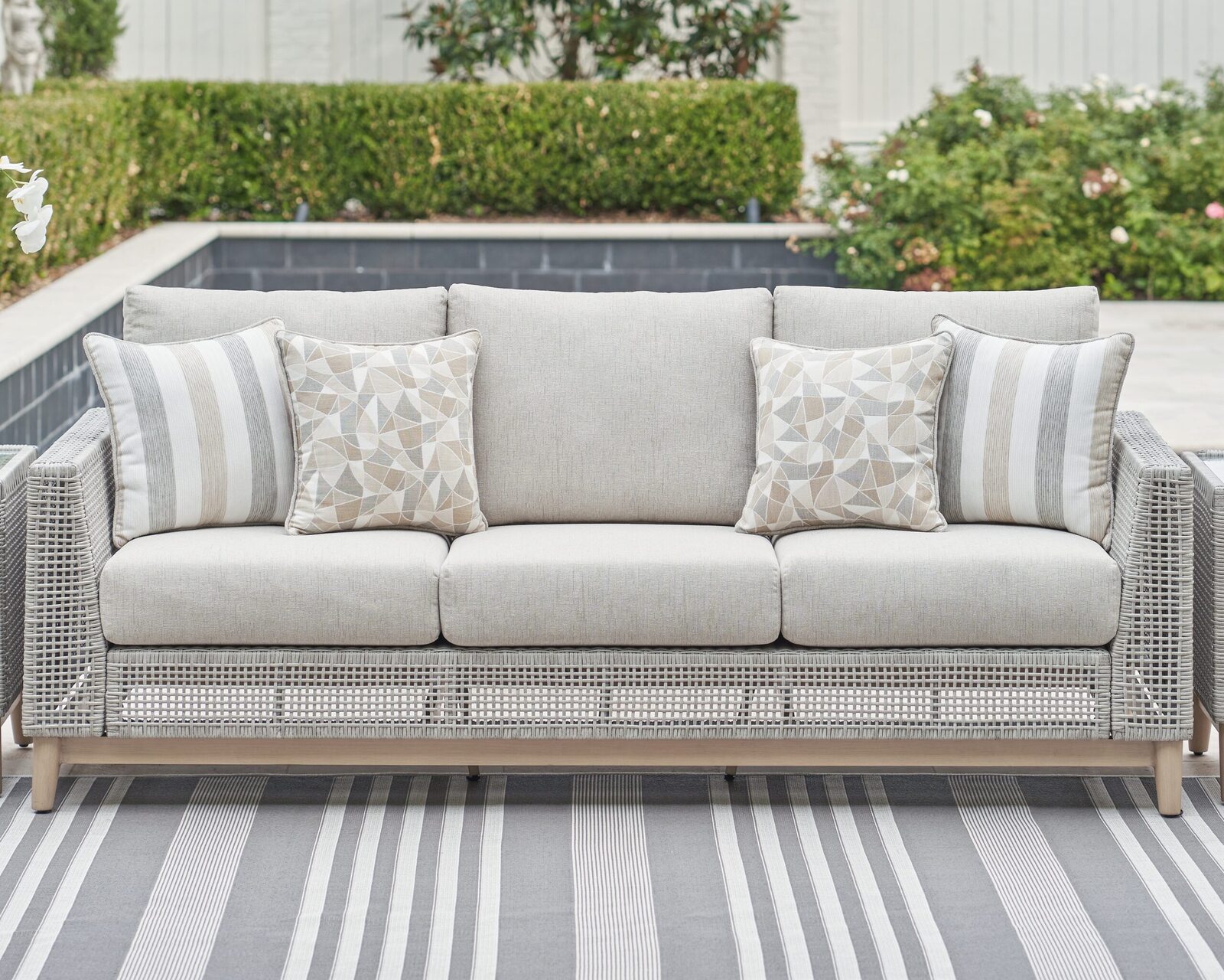 Seton Creek - Sofa With Cushion - Gray - Image 2