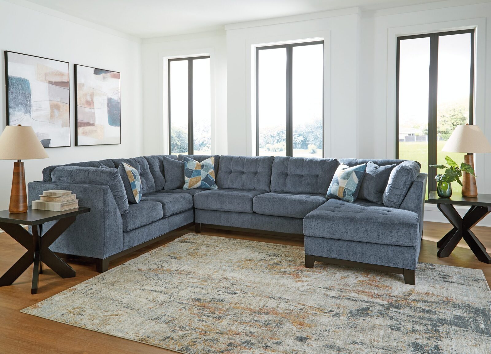 Maxon Place - Sectional - Image 9