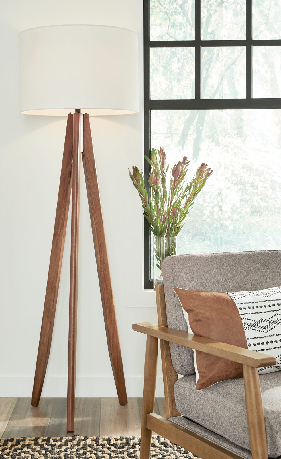 Dallson - Floor Lamp - Image 2