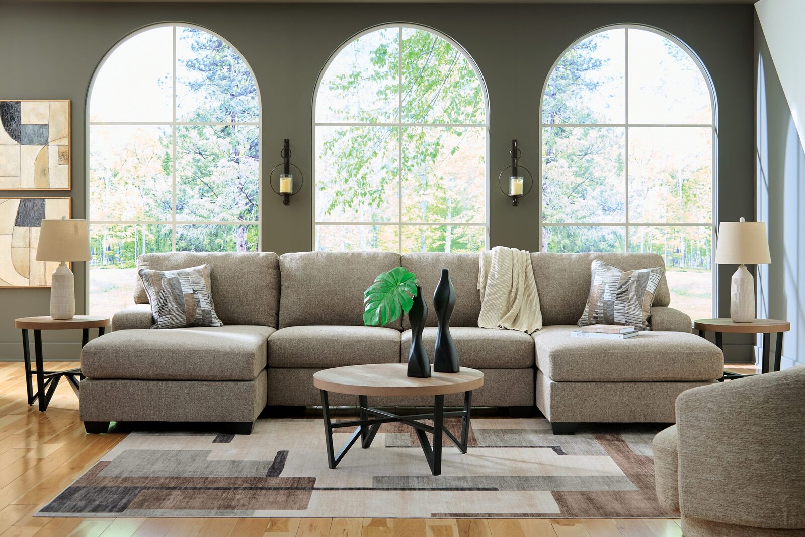 Newellen - Sectional - Image 9