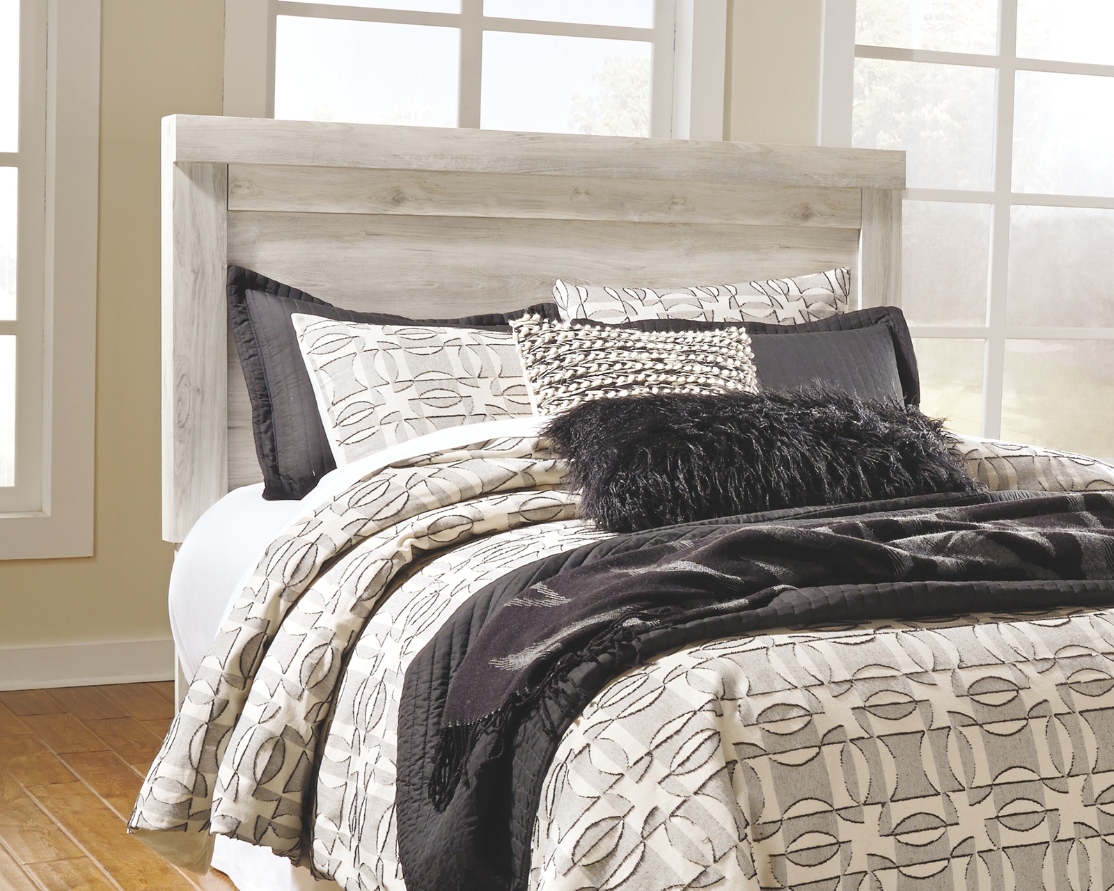Bellaby - Panel Headboard With Bolt On Metal Frame - Image 2