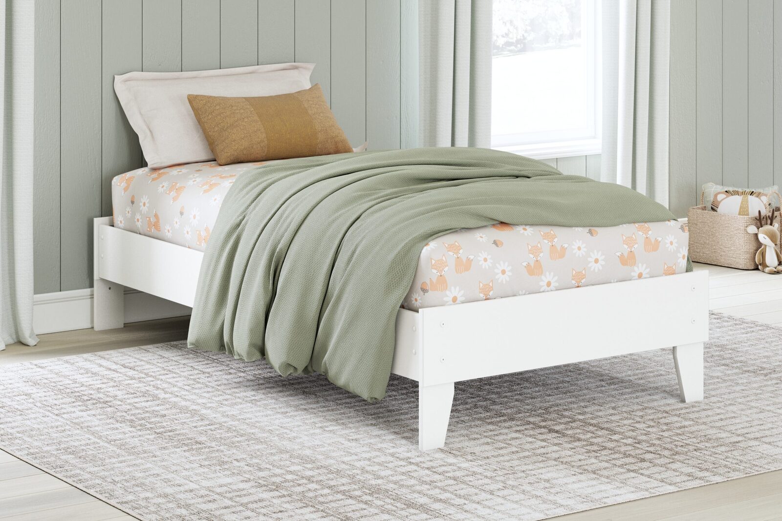 Hallityn - Platform Bed - Image 3