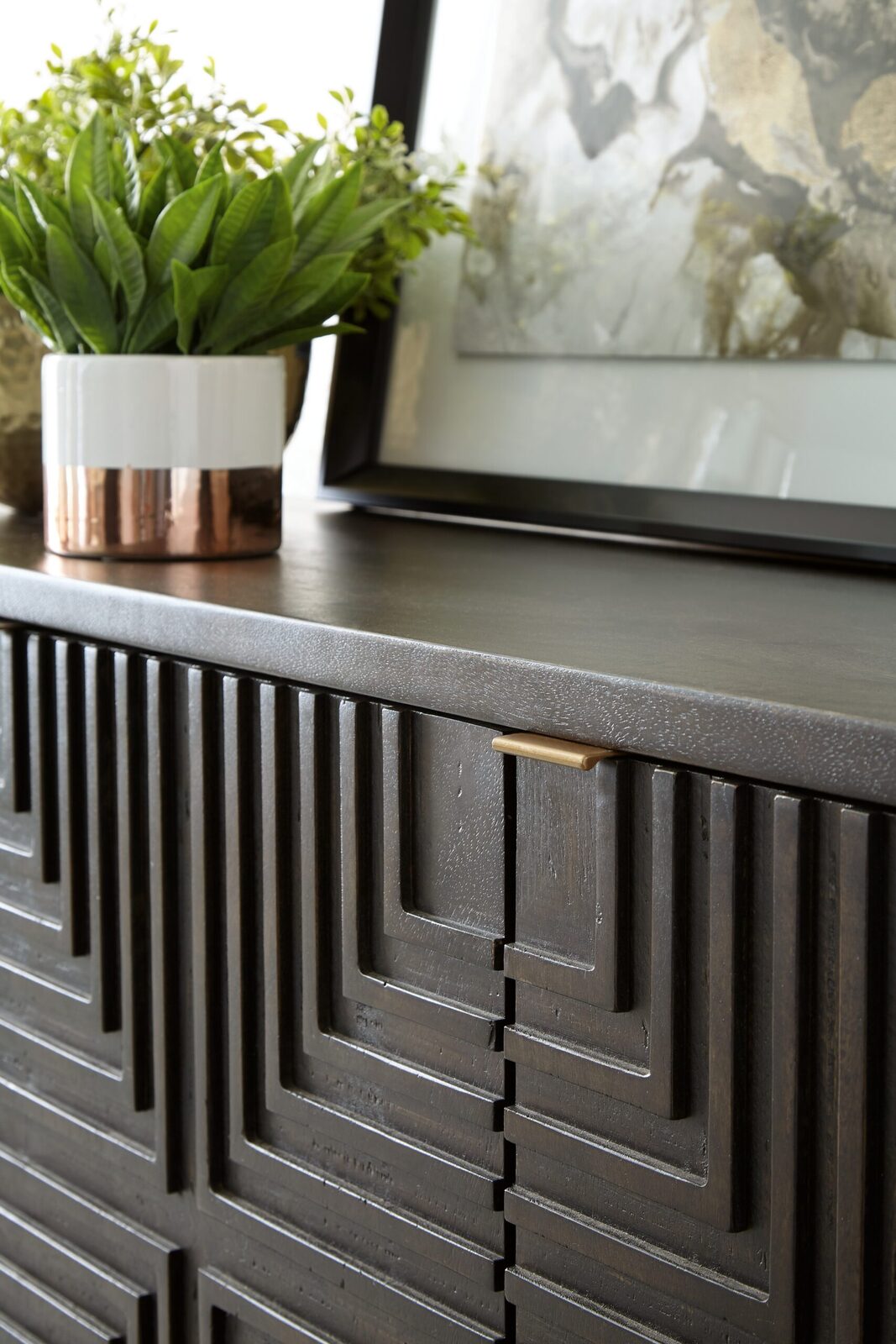 Elinmore - Accent Cabinet - Brown / Gold Finish - Image 7