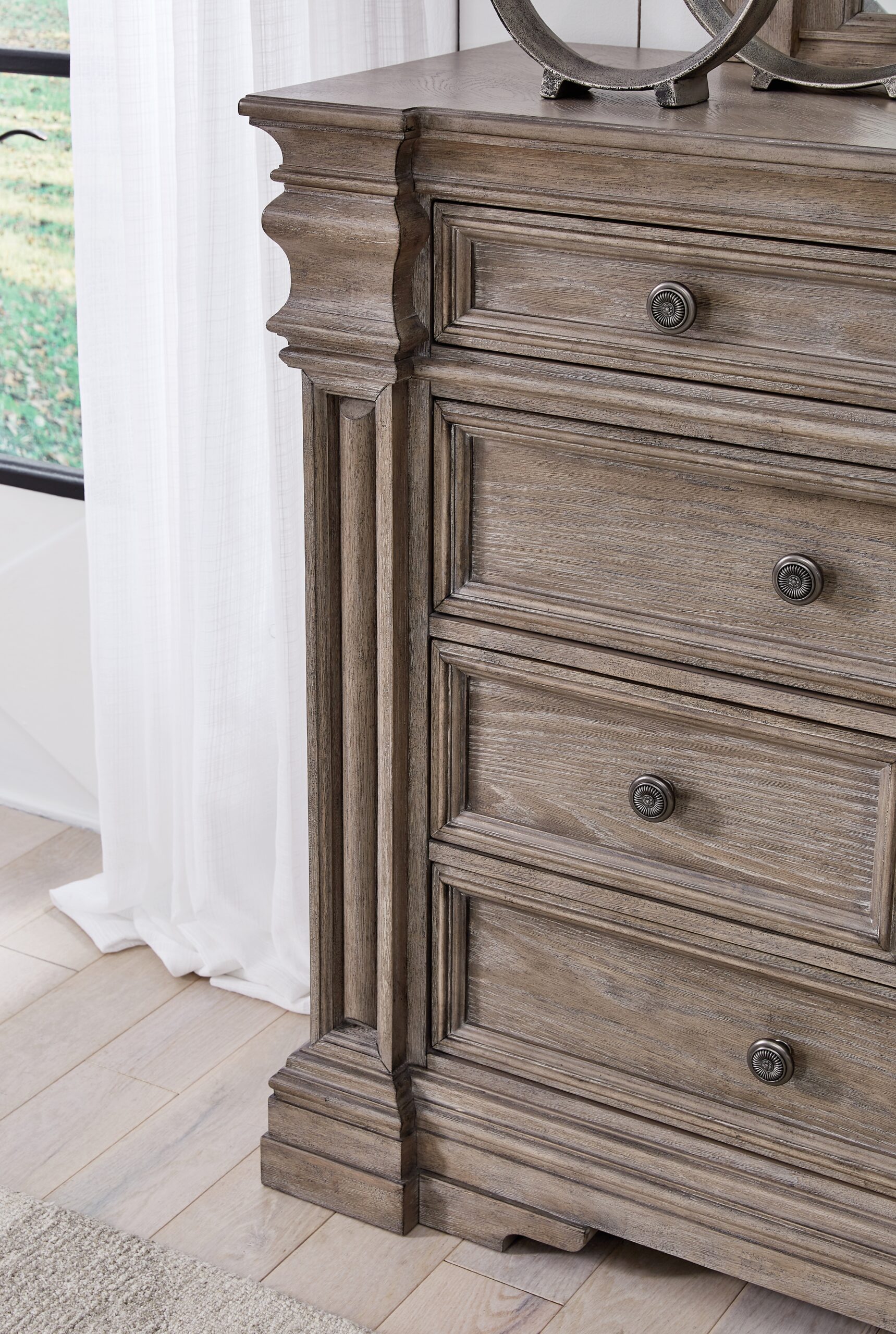 Blairhurst - Dresser - Image 8