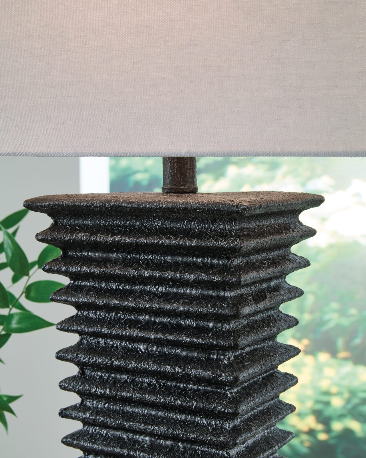 Golzar - Poly Table Lamp - Black - Image 3
