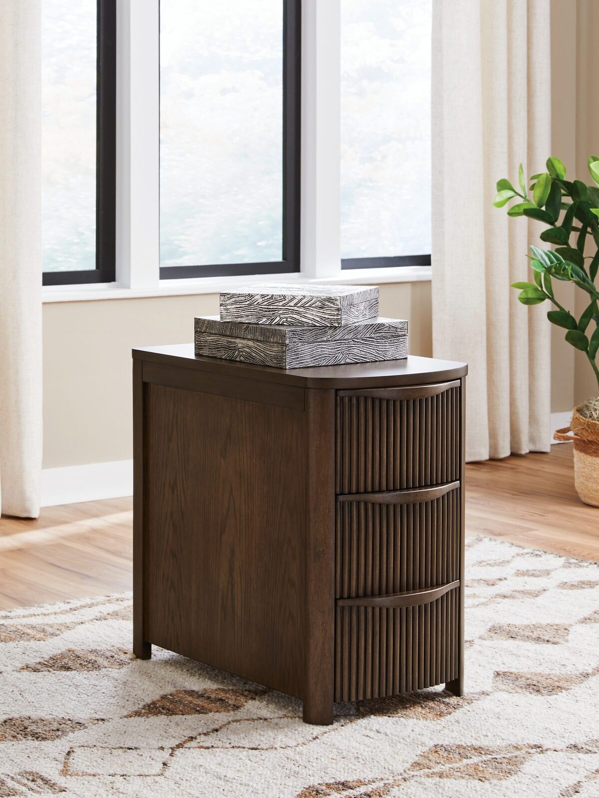 Camdill - Chair Side End Table - Image 20