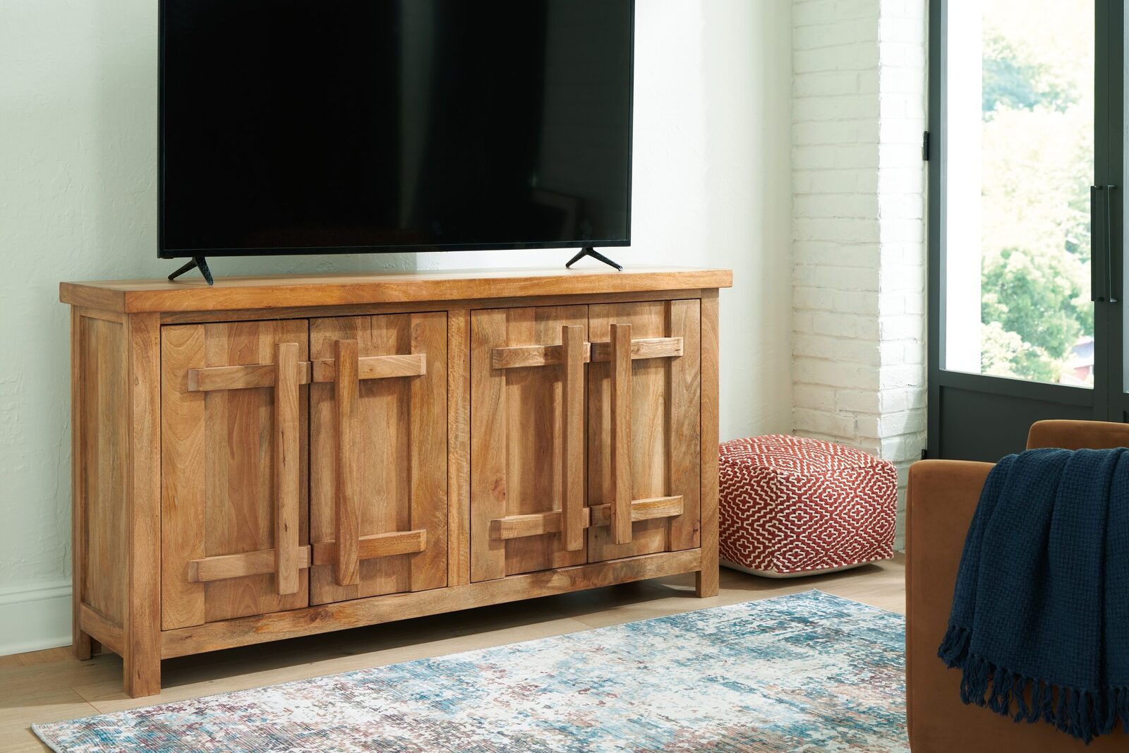 Dresor - Accent Cabinet - Natural - Image 6