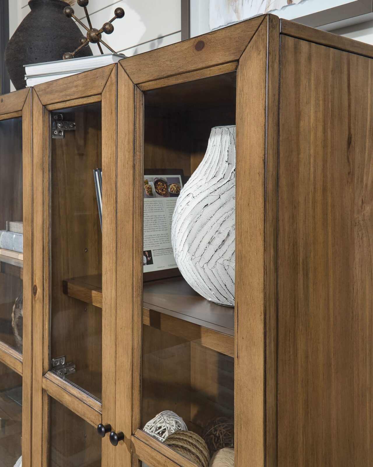 Wrenridge - Accent Cabinet - Gray Brown - Image 6