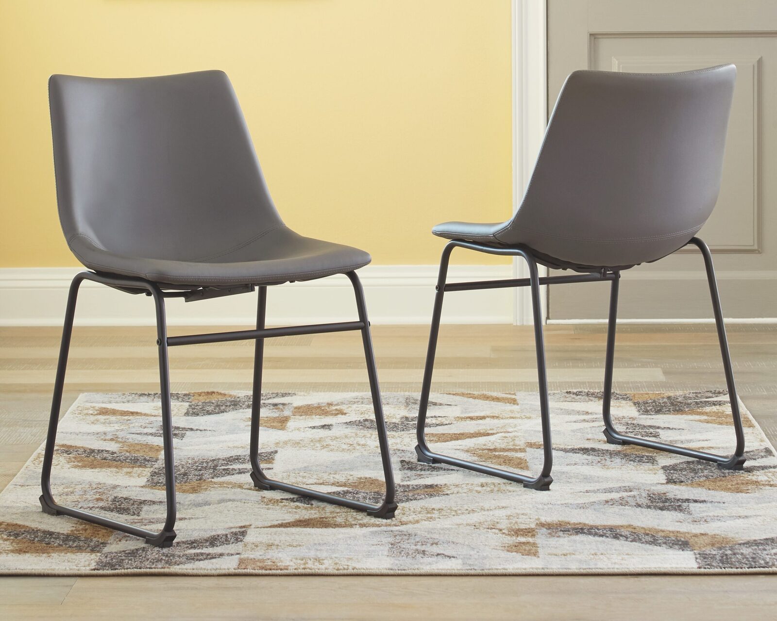 Centiar - Upholstered Side Chair - Image 16