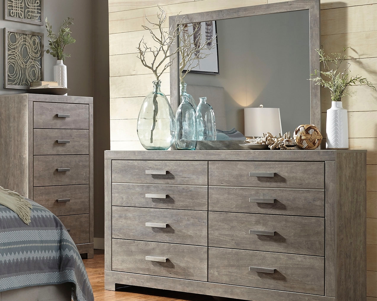 Culverbach - Dresser - Image 8
