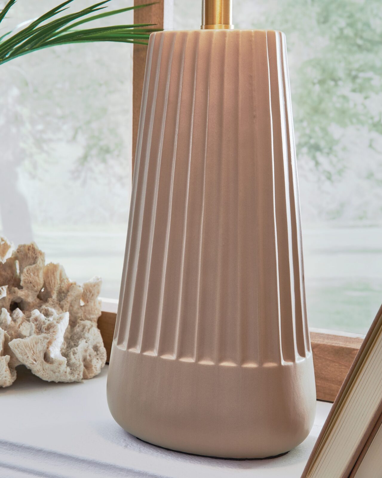 Dellner - Ceramic Table Lamp - Mocha - Image 3