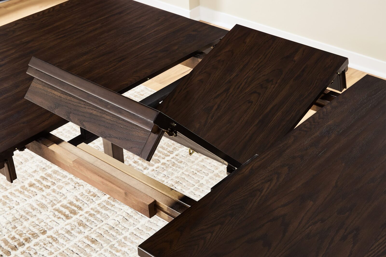 Haddigan - Dining Room Extension Table - Image 12