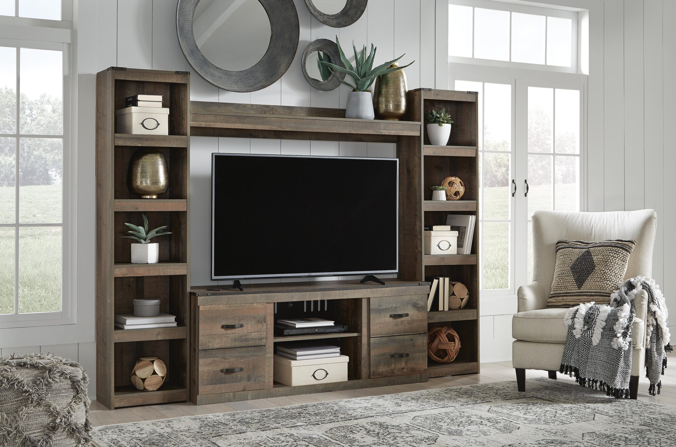 Trinell - 4-Piece Entertainment Center With 60" TV Stand - Image 3