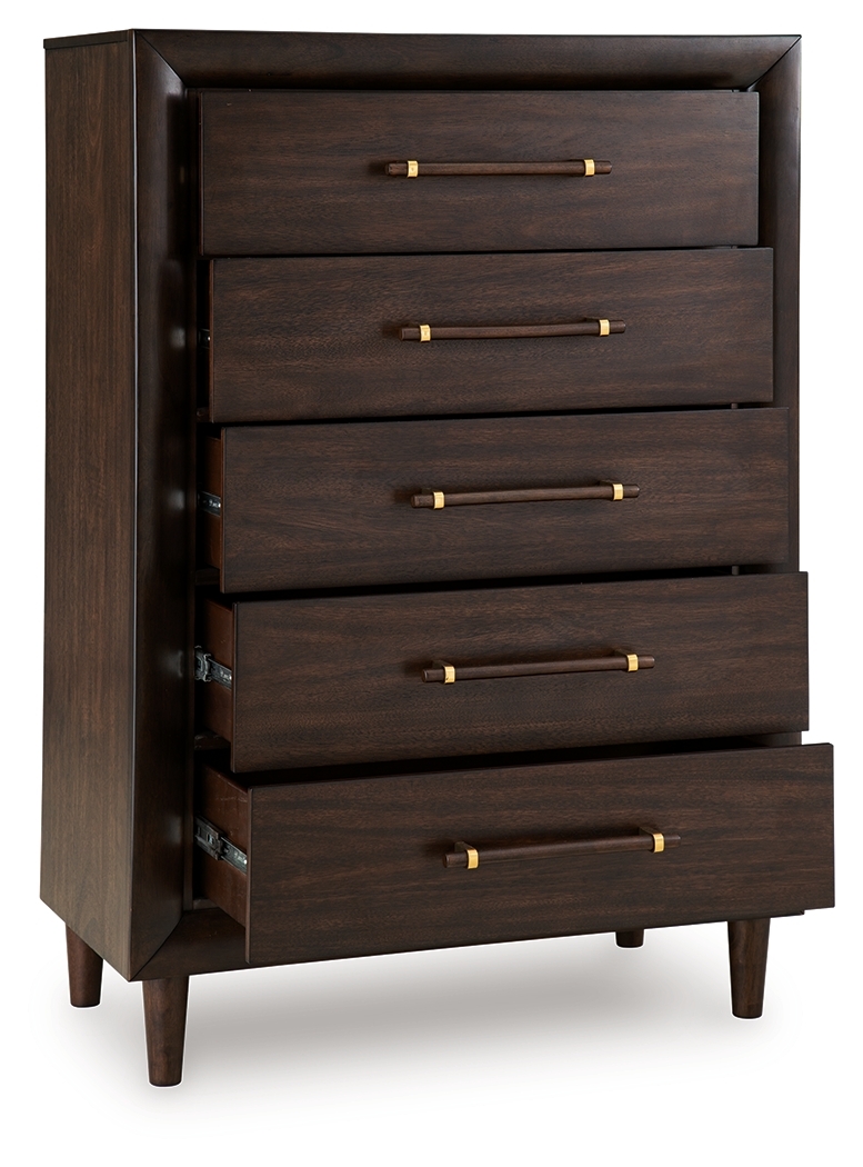 Dantenton - Five Drawer Chest - Merlot - Image 3