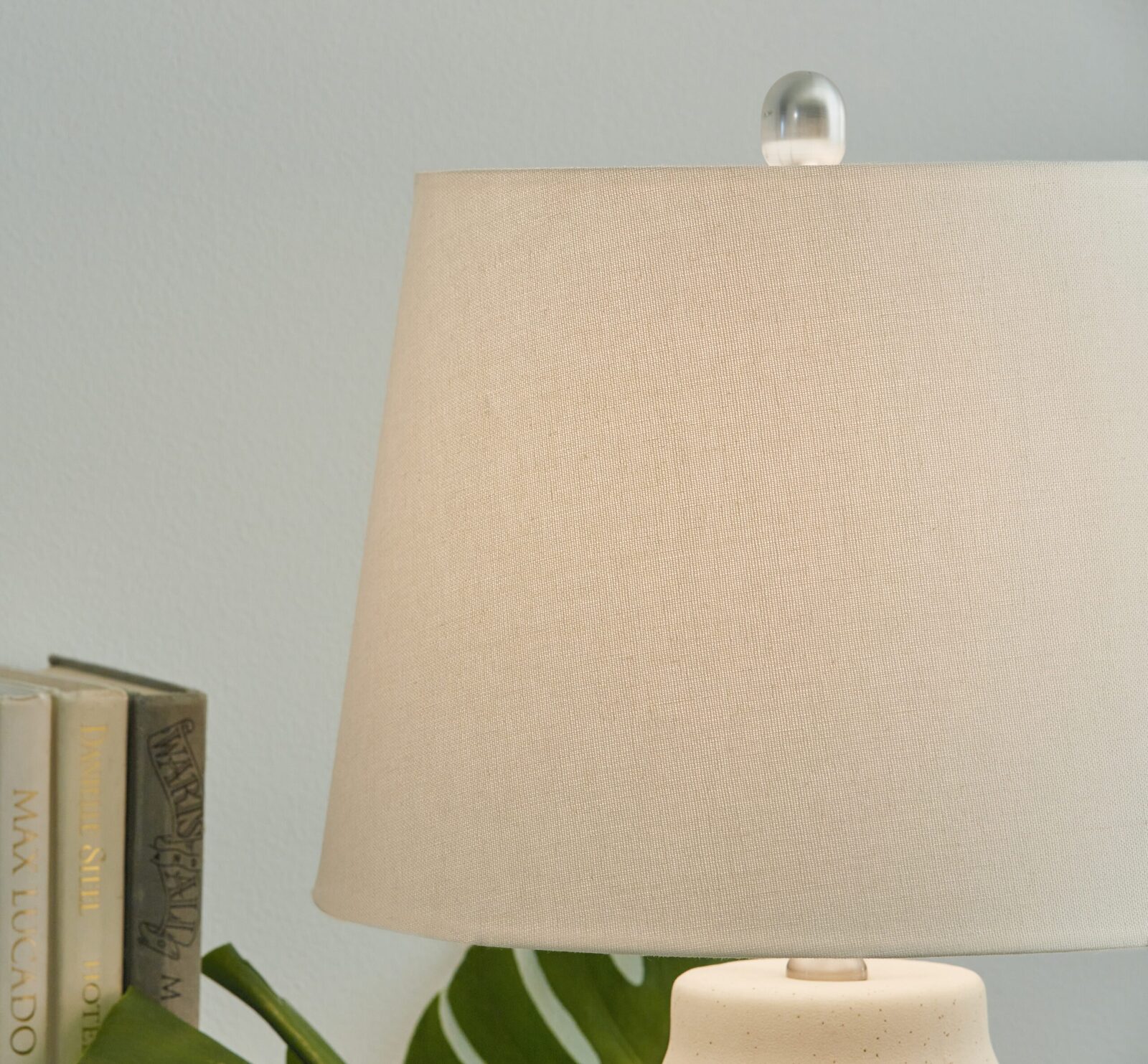 Afener - Ceramic Table Lamp (Set of 2) - Blue / Beige - Image 3