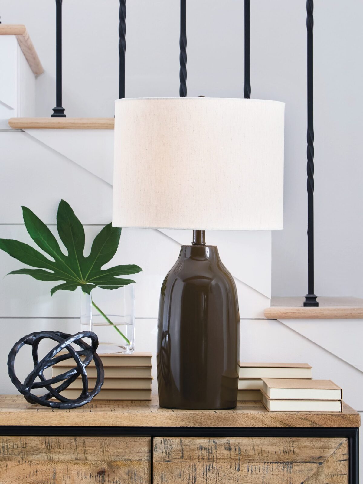 Jyler - Terracotta Table Lamp - Brown - Image 2