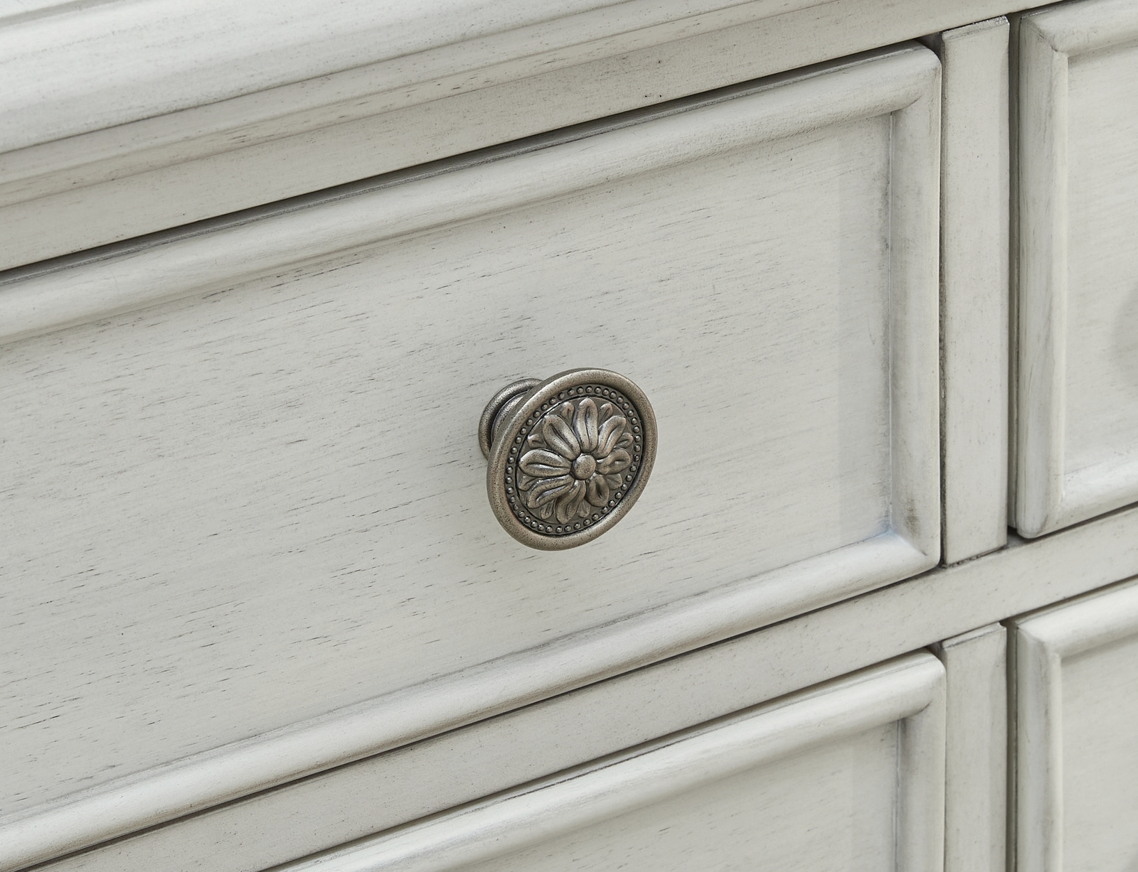 Montelaine - Dining Room Server - Antique White - Image 8
