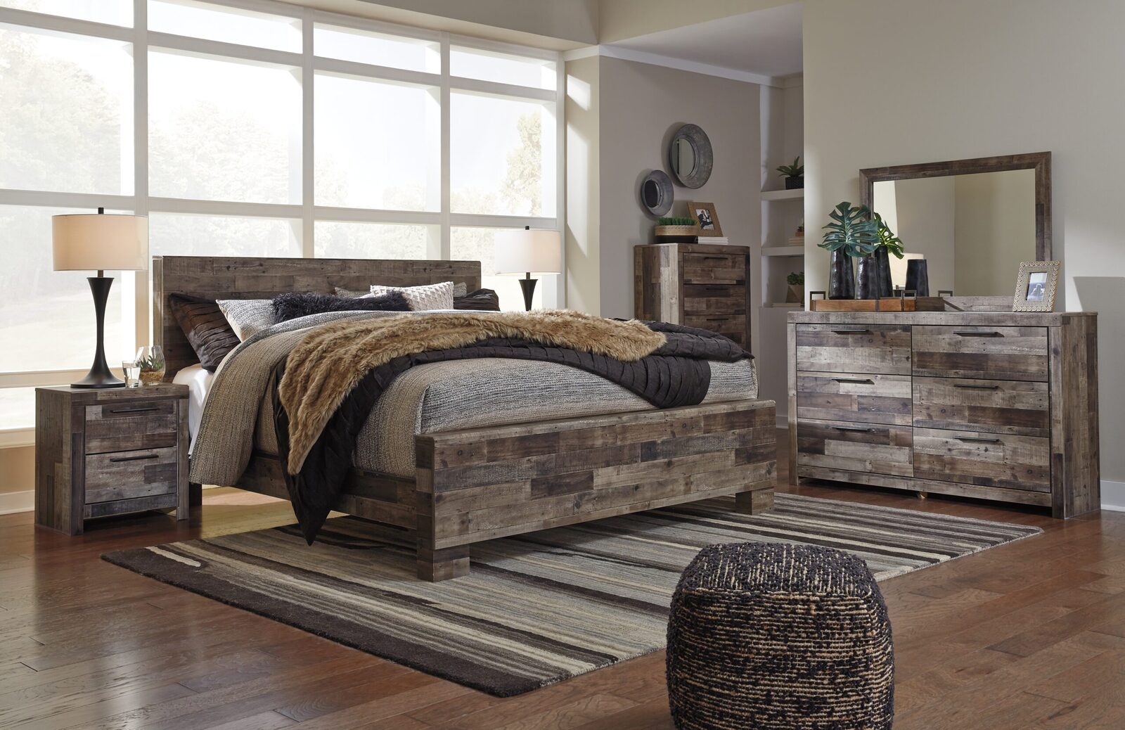 Derekson - Panel Bed - Image 49