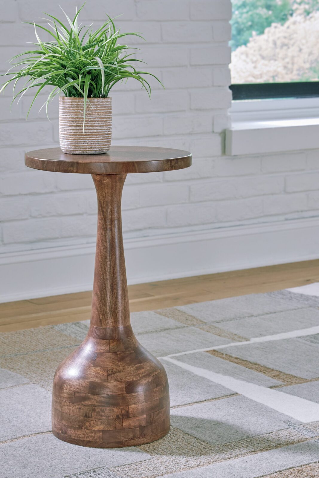 Joville - Accent Table - Medium Brown - Image 2