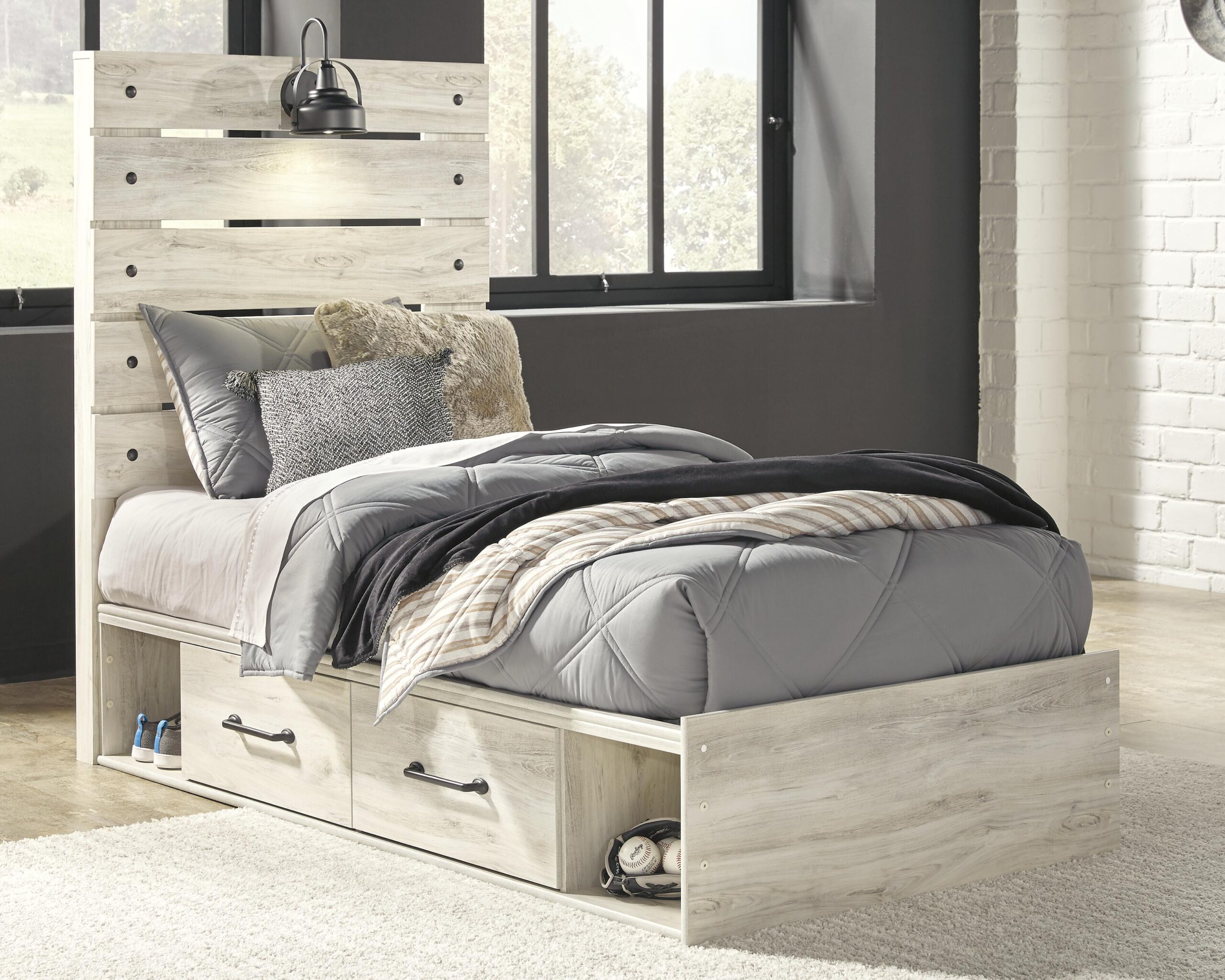 Cambeck - Panel Bed - Image 39
