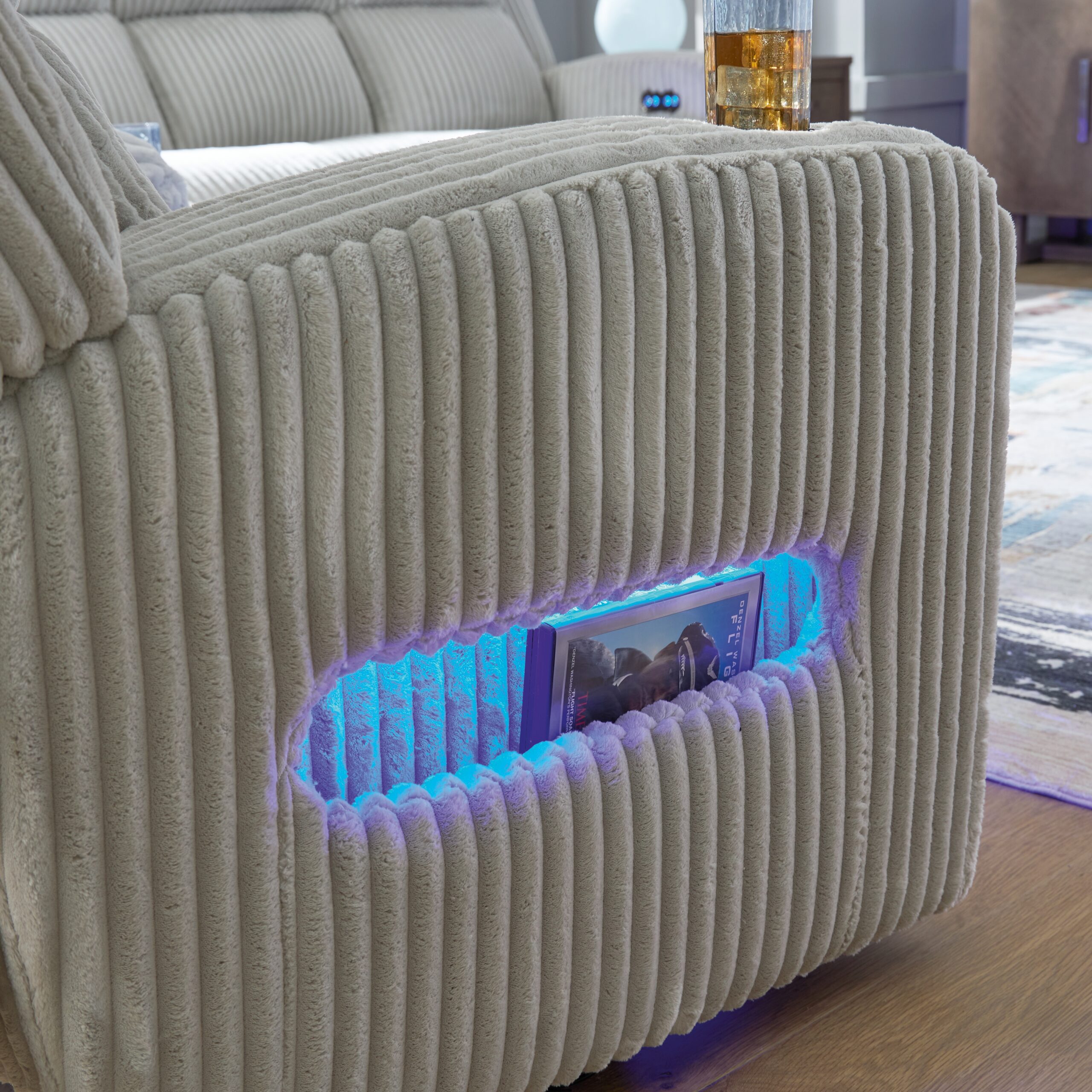 Forest Lake - Power Reclining Sofa With Adj Headrest - Image 12