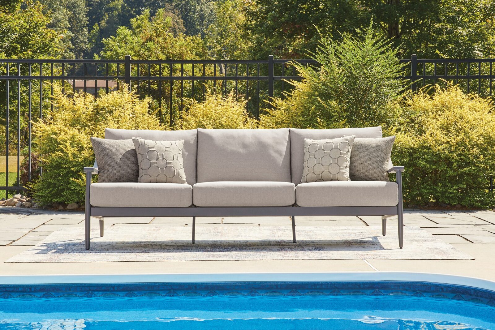 Ocean Beach - Sofa With Cushion - Gray - Image 2