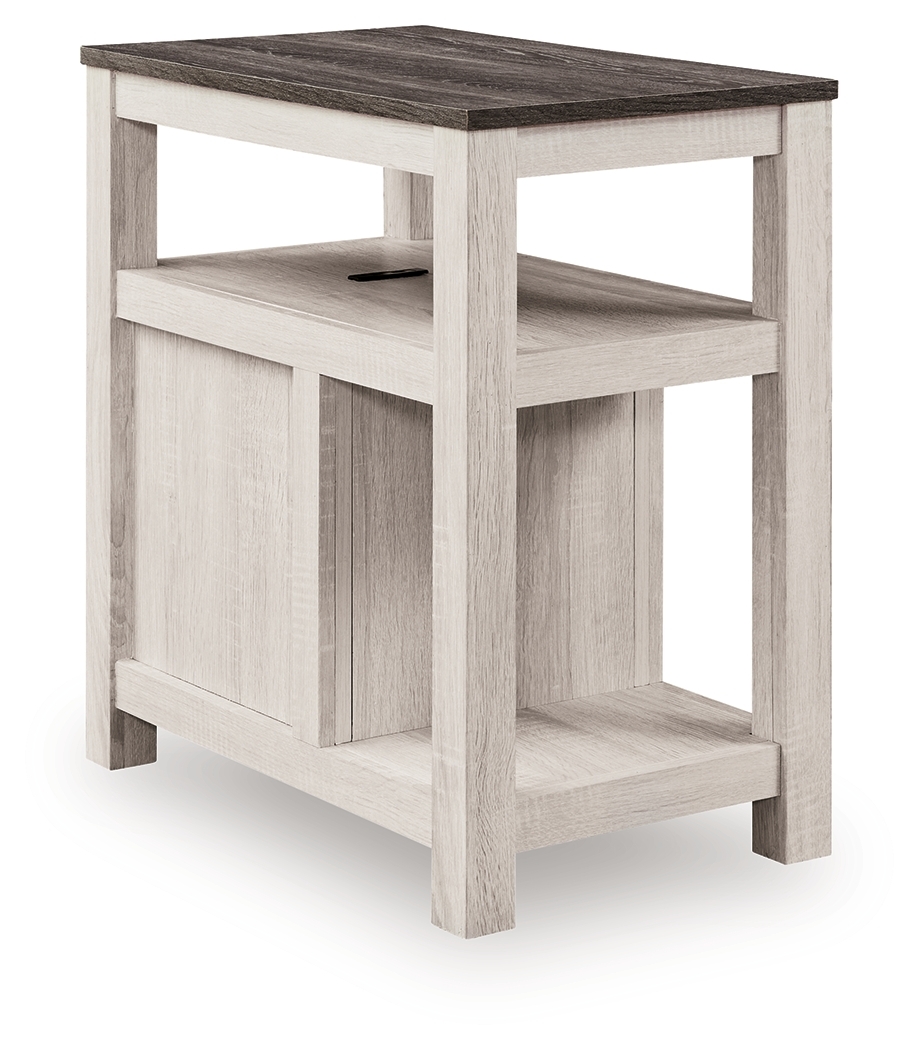Fendenmore - Chair Side End Table - Image 24