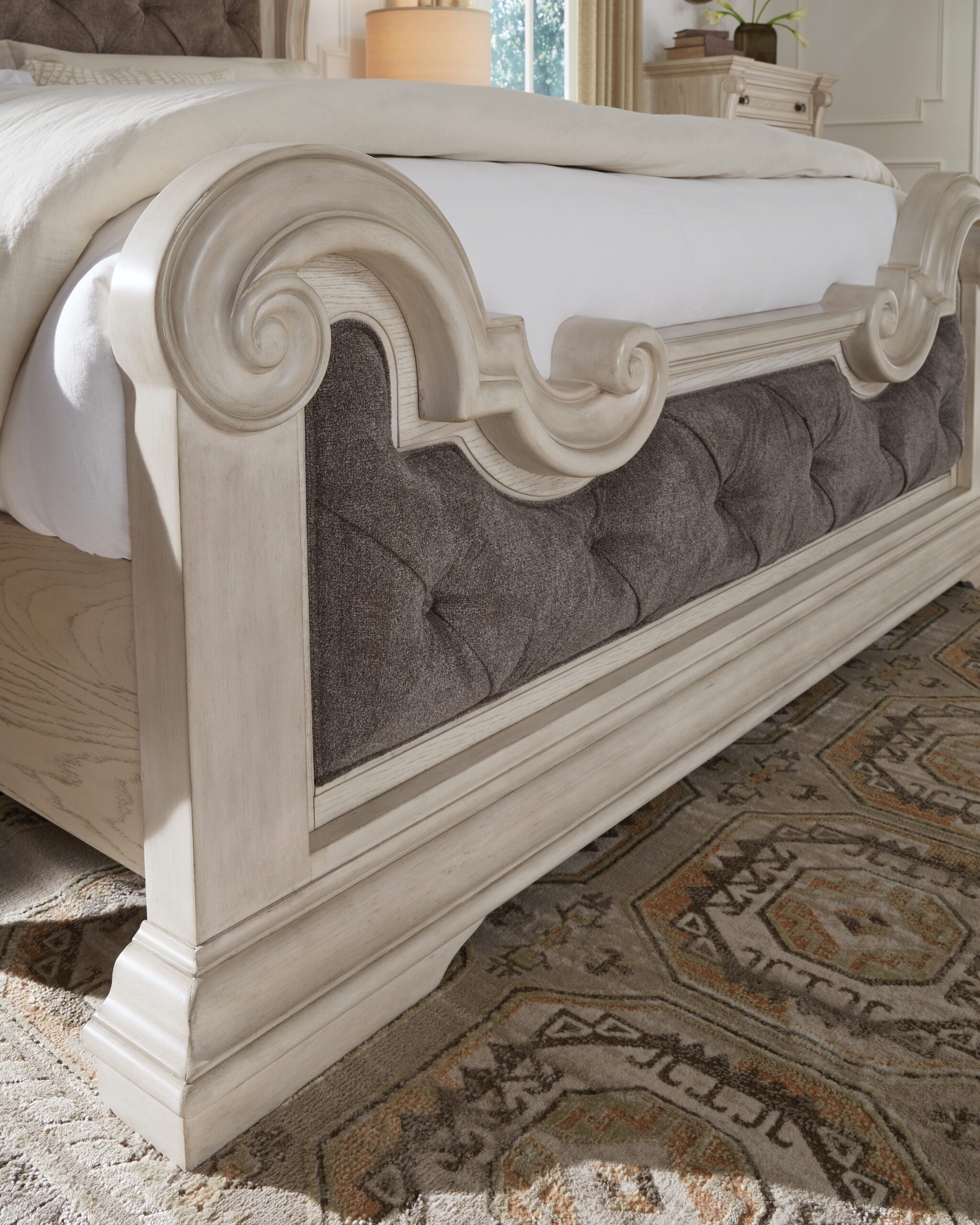 Bruchandi - Upholstered Panel Bed - Image 7